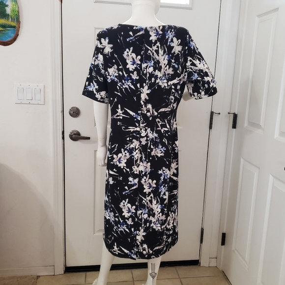 Tahari Black and White Floral Midi Dress - Picture 6 of 10
